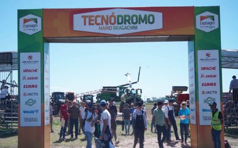 Cuenta regresiva para Expoagro 2026: 4 días de negocios, tecnología y el pulso del campo argentino 1 Cuenta regresiva para Expoagro 2026: 4 días de negocios, tecnología y el pulso del campo argentino