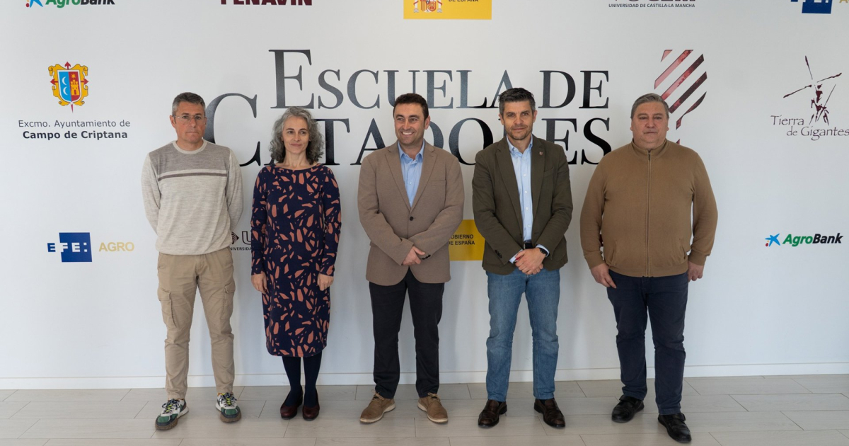 La Interprofesional del Vino de C-LM fija su sede definitiva en la Escuela de Catadores de Campo de Criptana
