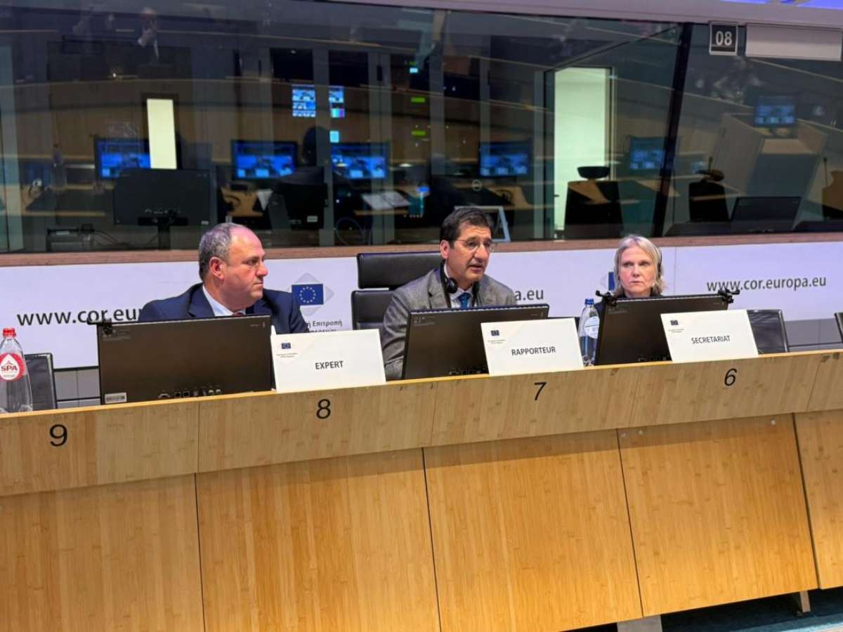 El Gobierno regional lidera un dictamen sobre relevo generacional