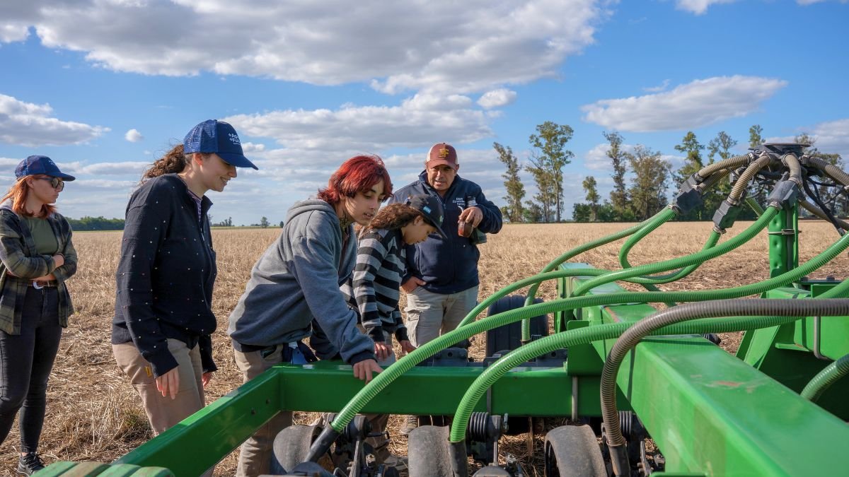 Jóvenes y tecnología: lanzan una nueva edición de +Agro +Futuro para acercar la innovación al campo 1 Jóvenes y tecnología: lanzan una nueva edición de +Agro +Futuro para acercar la innovación al campo